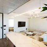 Ultra Premium Apartment, Cinema Experience
