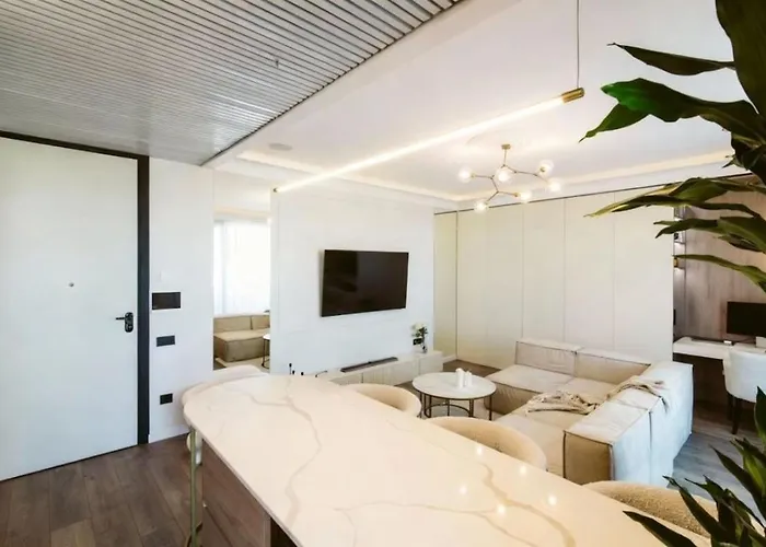 Ultra Premium Apartment, Cinema Experience